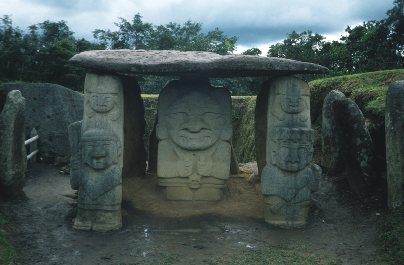 Steinskulpturen der San-Agustín-Kultur